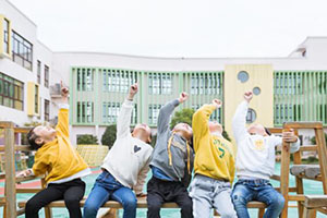 西城区京籍超龄儿童如何入学