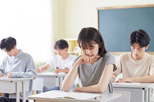 成都新津墨尔文学校入学考试