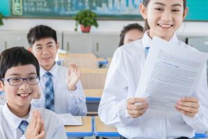 广东外语外贸大学公开学院是职中吗？