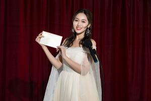 女生表演专业招生要求高吗?