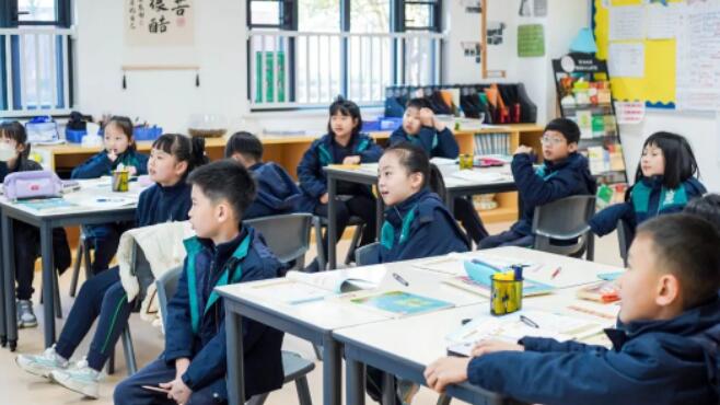 成都墨尔文学校小学