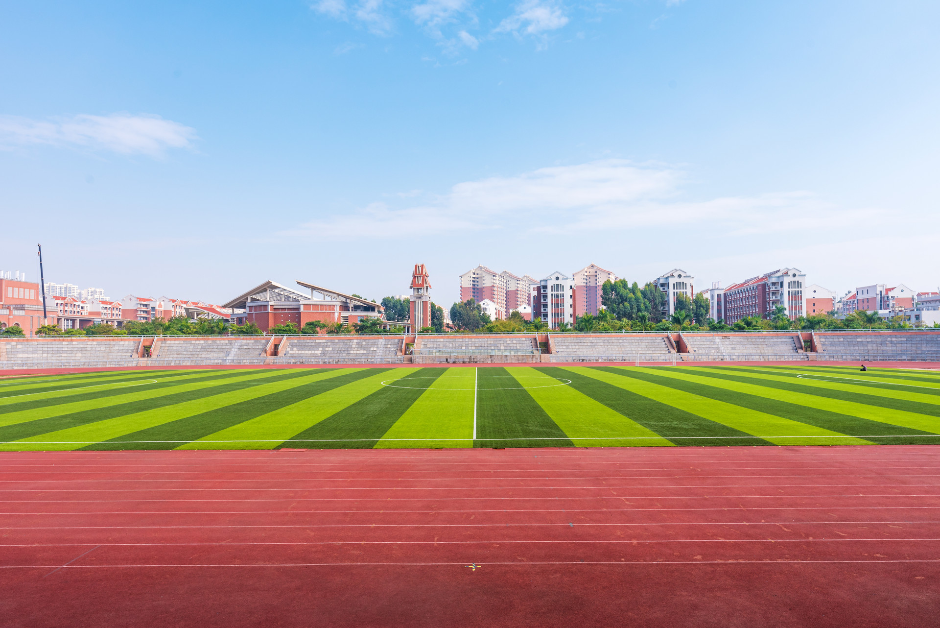高考落榜读广东外语外贸大学公开学院怎么样？