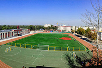 北京市中加学校