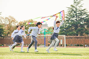 华油荣德小学校风建设向善向上，打造亲情化校园！