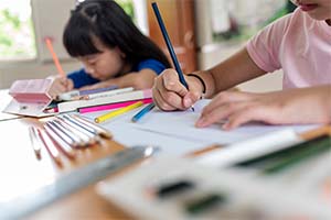 北京东方红学校的管理制度严吗？一文了解东方红学校电子设备管理要求！