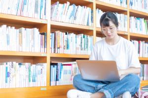 西南林业大学外国语学院招生是统招吗？