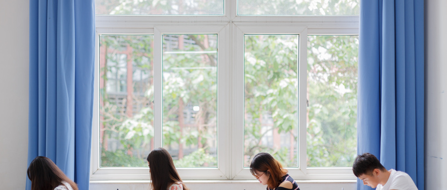 初中生学人工智能专业怎么样?