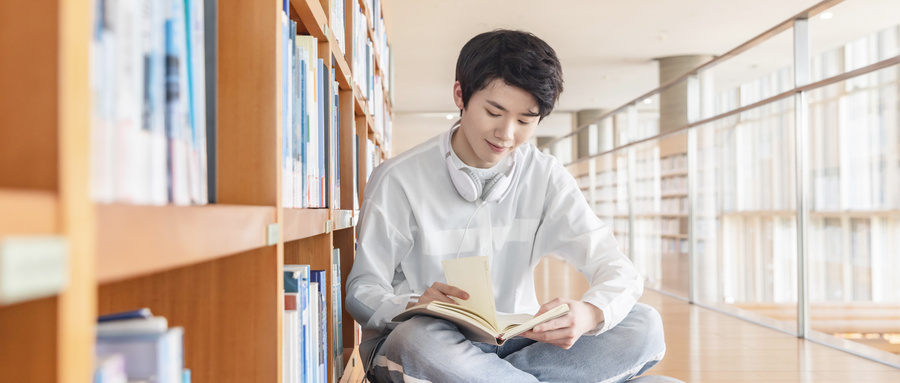 文科生可以报考广告学专业吗?