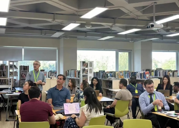 �����쵼����ѵ�γ�