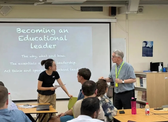 �����쵼����ѵ�γ�