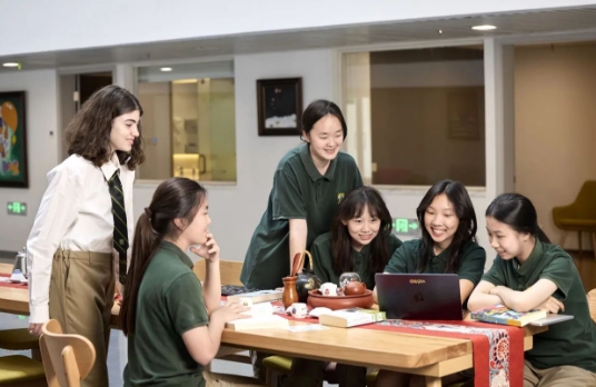 北京市私立汇佳学校高中部招生对象与录取要求