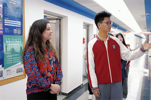 ���׶��ѧ���������ٱ���ͬ�������ѧУ�������ؼ�