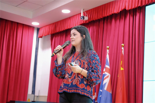 ���׶��ѧ���������ٱ���ͬ�������ѧУ�������ؼ�