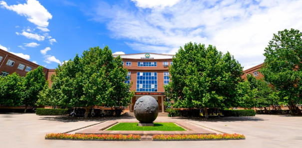 ���������ѧУ�ҳ�����