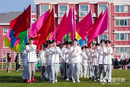 �����＾�˶���