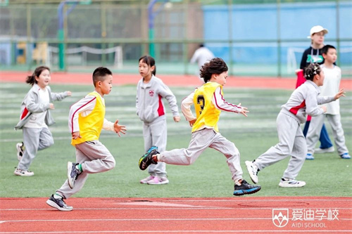 �����＾�˶���