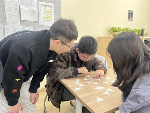 ��ƽ�������У��������