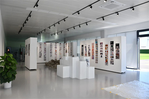 ���Ϲ�����������