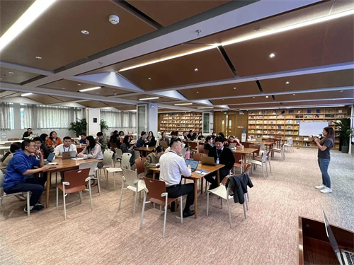 泰晤士高等教育携手海嘉学校