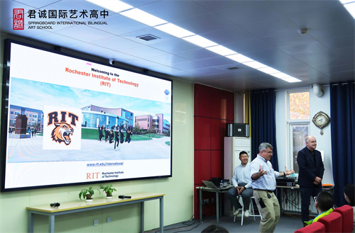 ���Ϲ�����������