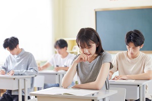 西南大学出国留学预科班