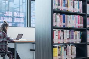 2025��ӱ����ж��ٷ����Ϲ����ר��