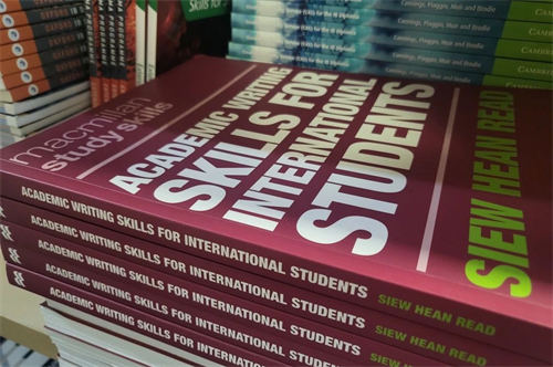 �������Ŀγ�