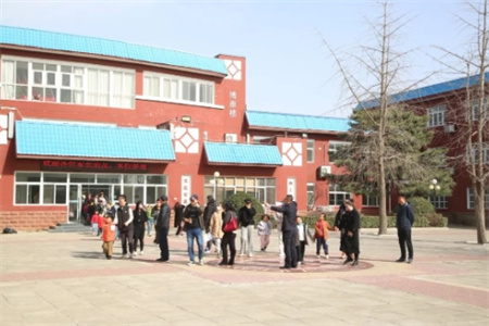 北京市丰台区新北赋学校
