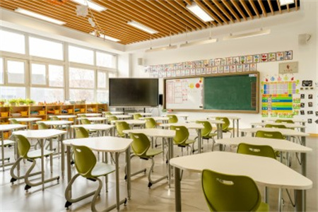 北京市新英才学校