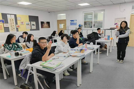 北京东方红学校