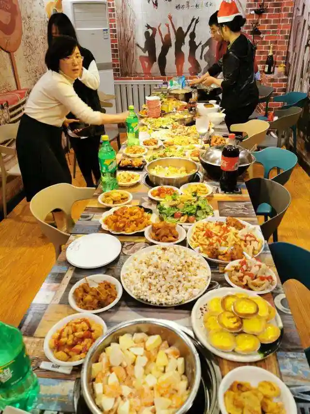 英领国际学校食堂