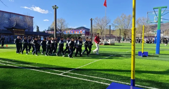 北京海淀区尚丽外国语学校是重点吗