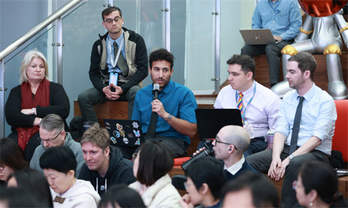 ���Ͻ�ʦ�Ŷ�