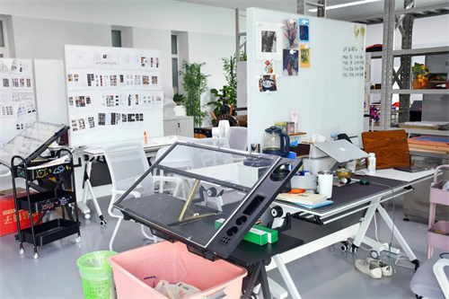 君诚国际艺术高中招生