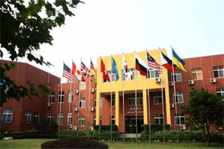 北京市通州区私立树人学校