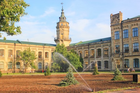 2025年非京籍租房家庭必看：北京市私立汇佳学校入学材料清单及审核避坑指南！
