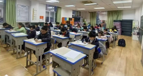 ����������ѧУ