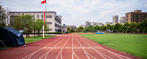 北京东方红学校明德学院2025年秋季招生班型与学费