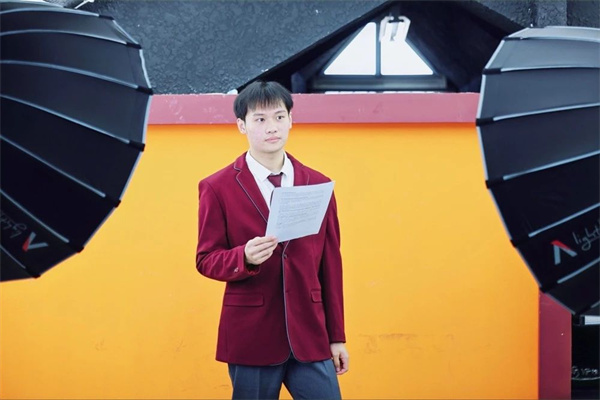 爱迪毕业生|李晓峰