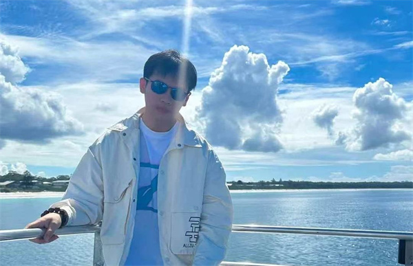 爱迪毕业生|李晓峰