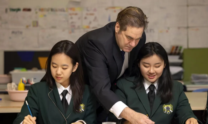 �������