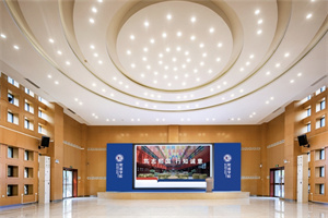 ������������ѧУ