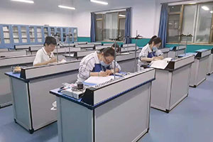 北京市师达中学校园