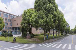 摄图网_501006029_大学教学楼(企业商用).jpg