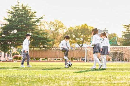 2025年北京东方红学校高中学费贵吗，一年多少钱？