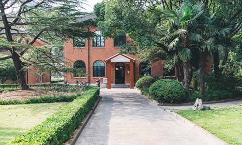 西南林業大學外國語學院