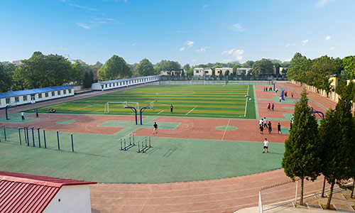 北京市君谊中学