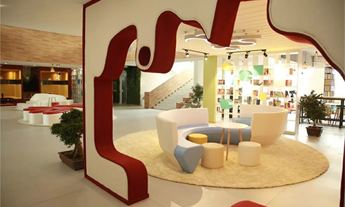 �����з�̨���±���ѧУ