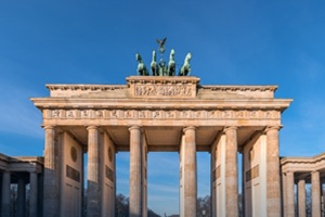 �¹���ѧ��·��������������Ӣ��ѧУ�¹���ѧ��Ŀ��Ƚ���