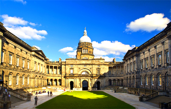 蓝湾未来领导力学校早申录取